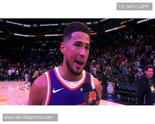 马威接近复出进行5对5训练布克期待他做好准备迎战